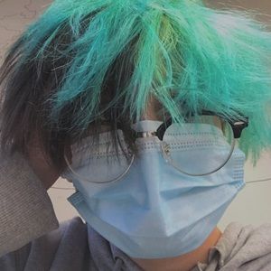 Meet your Posher, Chris